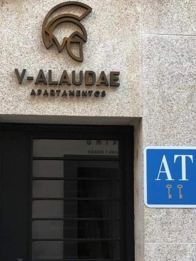 Alaudae Apartamentos -Centro- Garaje Privado-Jacuzzi Exterior Bajo Peticion - Merida Exterior photo